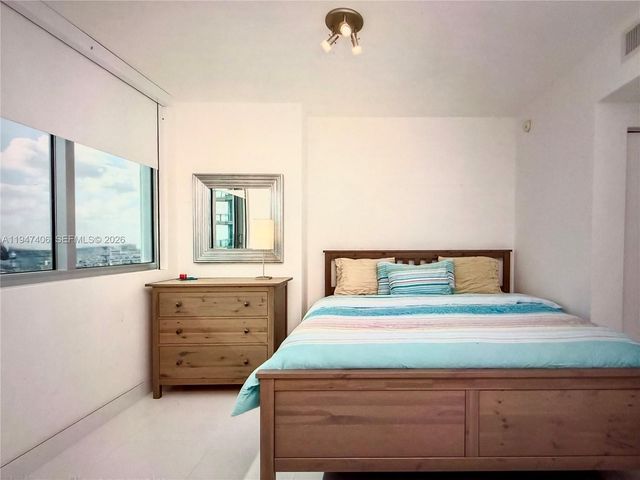 92 SW 3rd St 4309, Miami, FL 33130