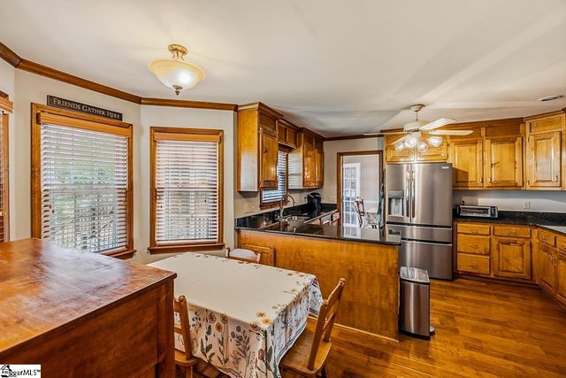 502 S Almond Drive, Simpsonville, SC 29681