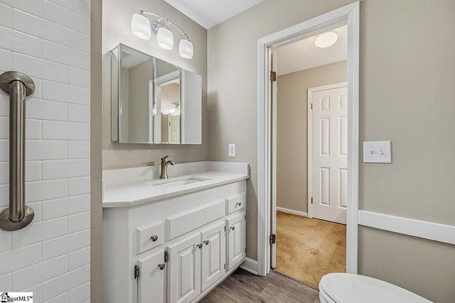 502 S Almond Drive, Simpsonville, SC 29681