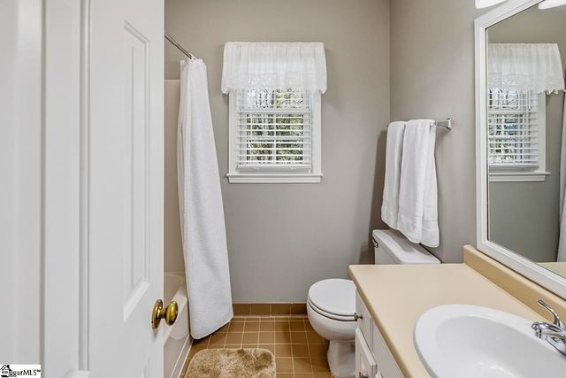 502 S Almond Drive, Simpsonville, SC 29681