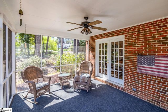 502 S Almond Drive, Simpsonville, SC 29681