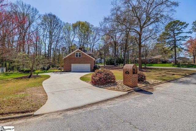 502 S Almond Drive, Simpsonville, SC 29681