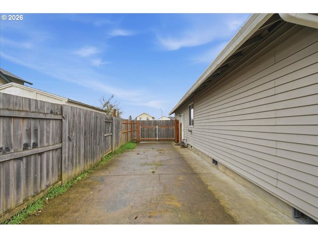 107 Sw 14TH Cir, Battle Ground, WA 98604