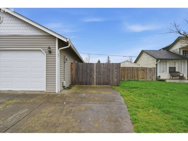 107 Sw 14TH Cir, Battle Ground, WA 98604
