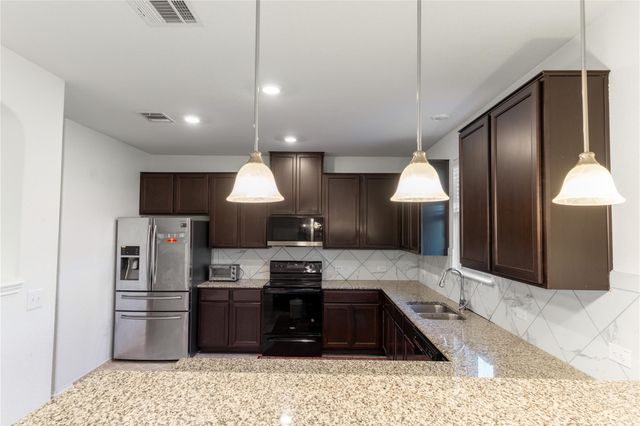 606 Screech Owl DR, Pflugerville, TX 78660