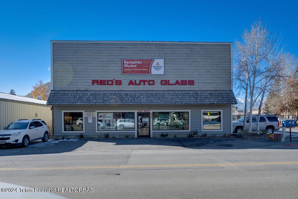 205 SCOTT Lane, Jackson, WY 83001 photo 2