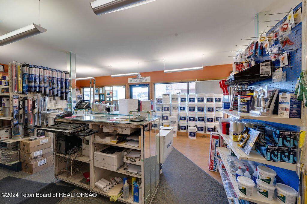 205 SCOTT Lane, Jackson, WY 83001 photo 8