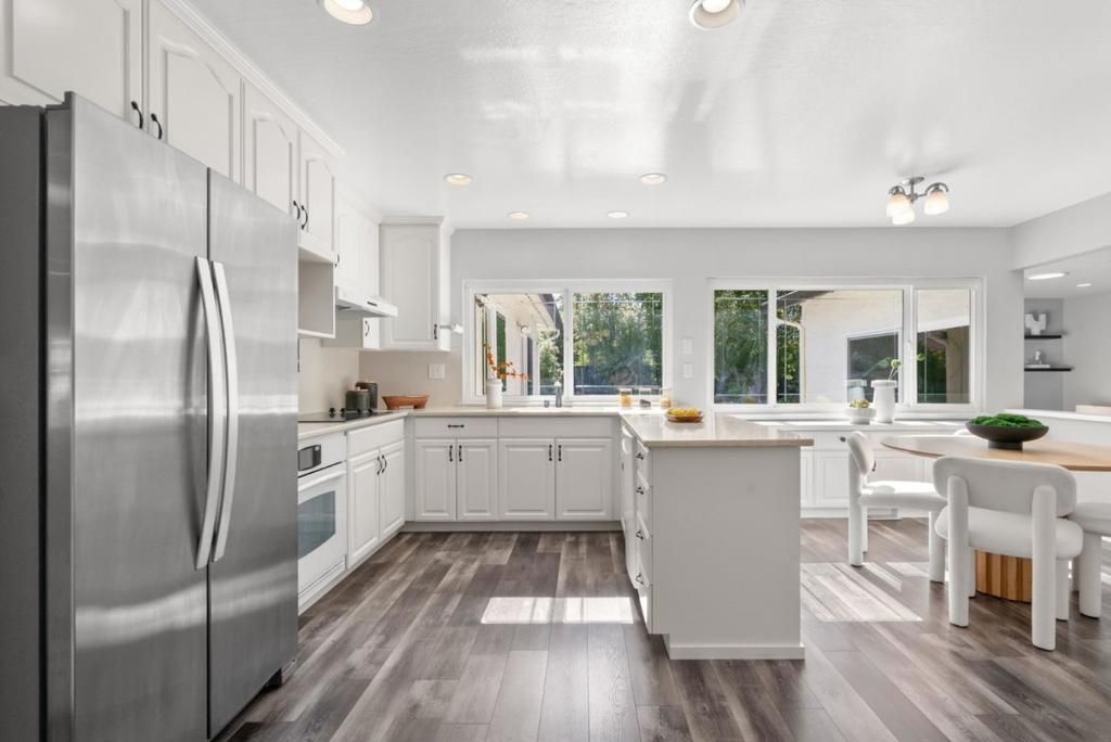 Image 16 of property listing at 10198 Cass Place, Cupertino, CA 95014