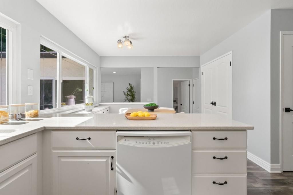 Image 20 of property listing at 10198 Cass Place, Cupertino, CA 95014