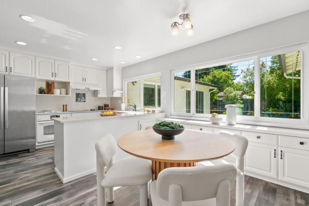 Image 23 of property listing at 10198 Cass Place, Cupertino, CA 95014