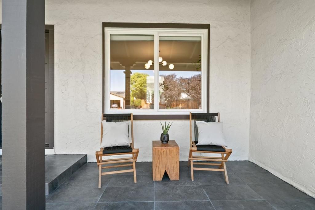 Image 3 of property listing at 10198 Cass Place, Cupertino, CA 95014