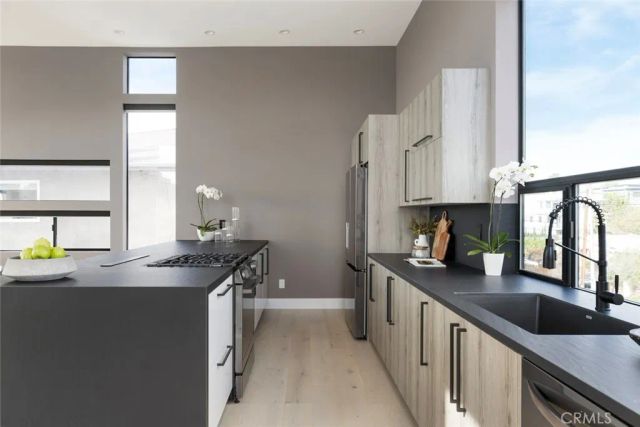 3620 Ellsworth, Silver Lake, CA 90026