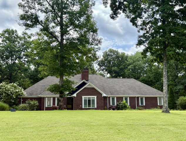287 Michael Dr, Waynesboro, TN 38485