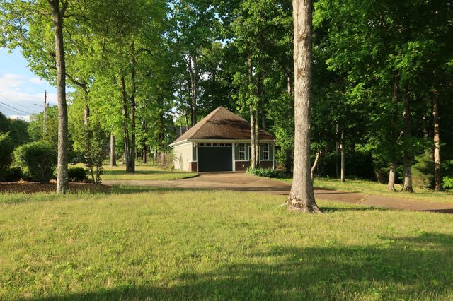 287 Michael Dr, Waynesboro, TN 38485