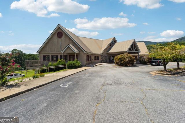 207 Canyon Pass, Cleveland, GA 30528