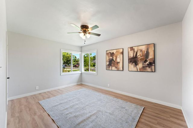 2543 Castlewood Dr, Sacramento, CA 95821