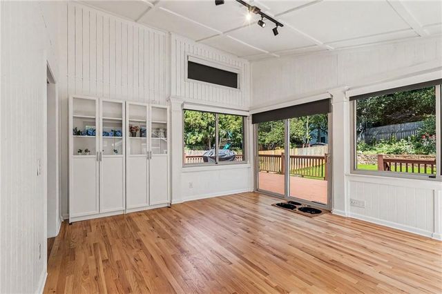 489 Trabert Avenue NW, Atlanta, GA 30309