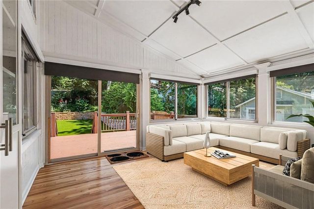 489 Trabert Avenue NW, Atlanta, GA 30309