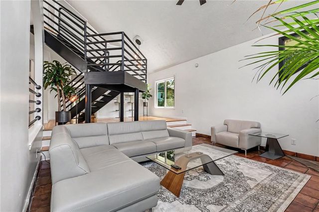 489 Trabert Avenue NW, Atlanta, GA 30309
