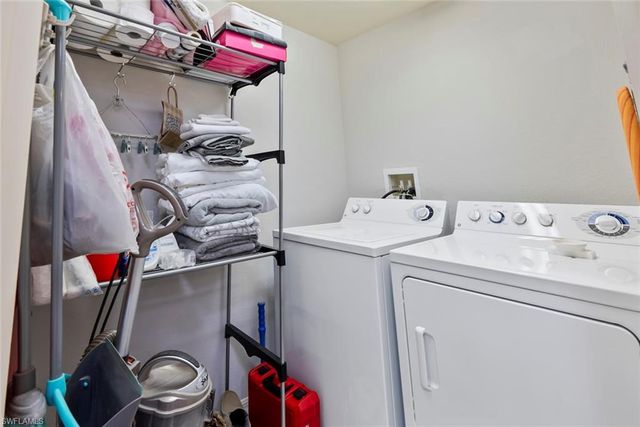4450 Botanical Place CIR 303, Naples, FL 34112