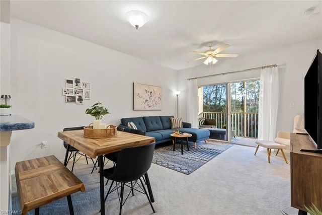 4450 Botanical Place CIR 303, Naples, FL 34112