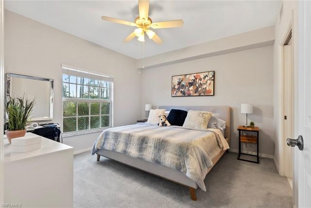 4450 Botanical Place CIR 303, Naples, FL 34112
