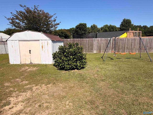 238 S Edmondson Street, Albertville, AL 35950