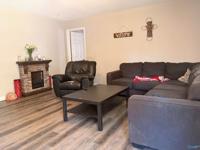 238 S Edmondson Street, Albertville, AL 35950