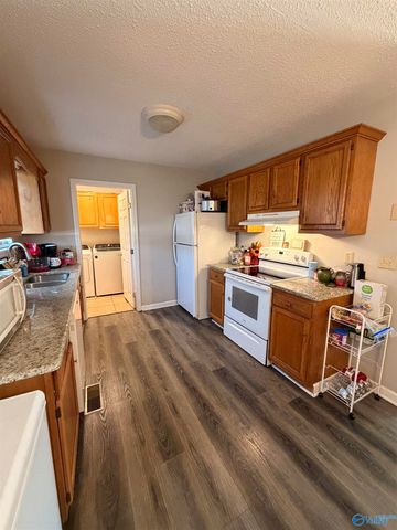238 S Edmondson Street, Albertville, AL 35950