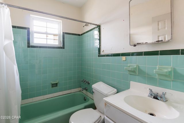 284 Airport Boulevard, Pensacola, FL 32503