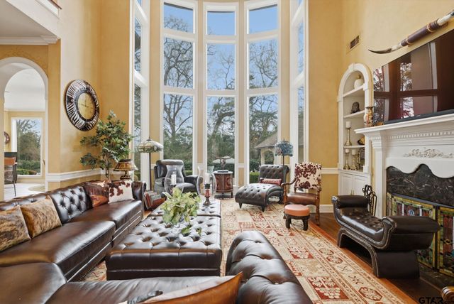 3645 Woods Boulevard, Tyler, TX 75707