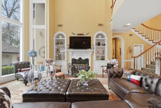 3645 Woods Boulevard, Tyler, TX 75707