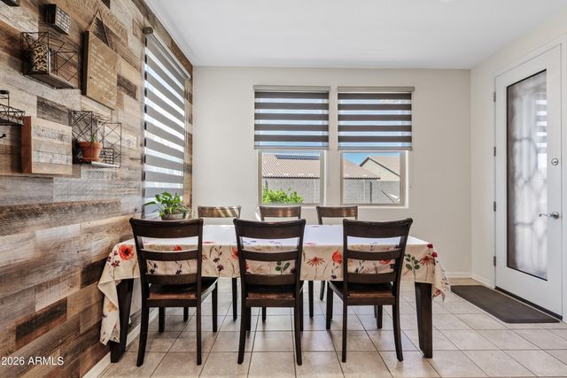 2074 W RAINS Way, San Tan Valley, AZ 85144