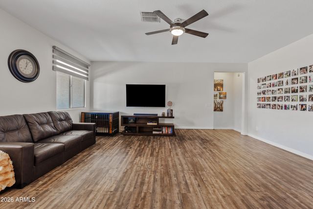 2074 W RAINS Way, San Tan Valley, AZ 85144