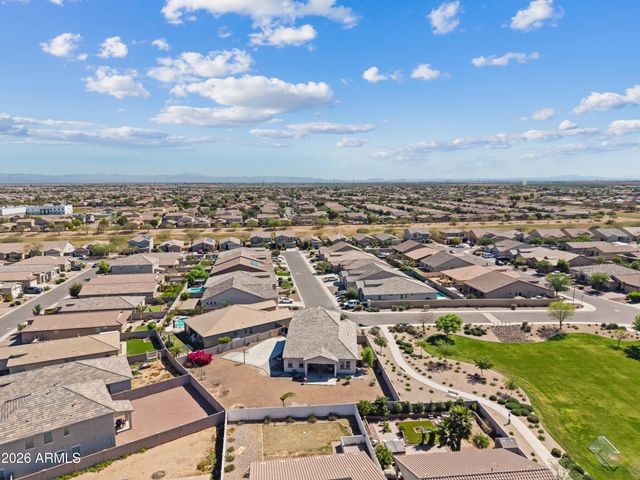 2074 W RAINS Way, San Tan Valley, AZ 85144