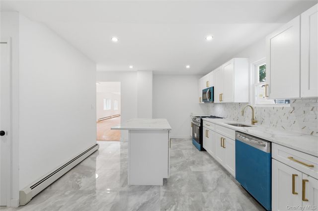 153-20 119th Road, Jamaica, NY 11434