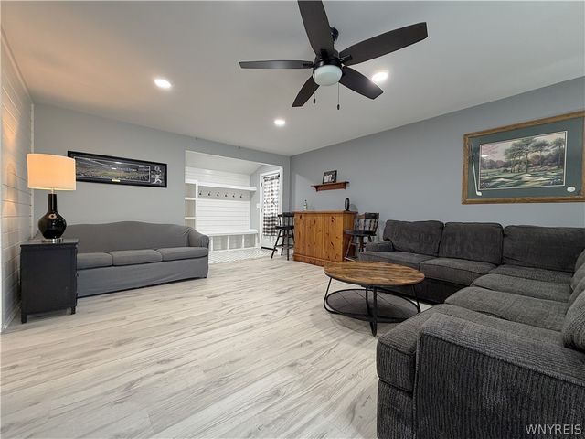 79 Alys Drive East, Cheektowaga, NY 14043