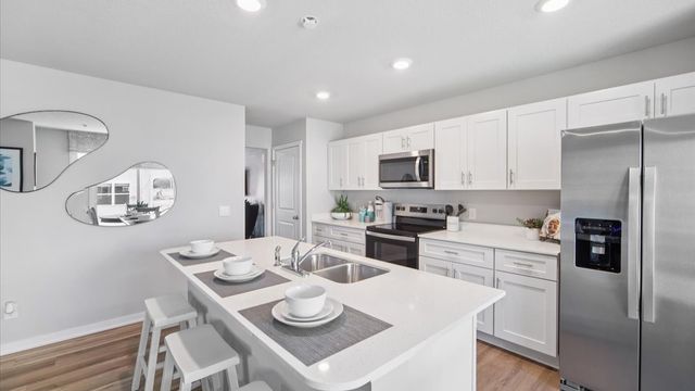 2248 SE Morningdew Drive, West Des Moines, IA 50265