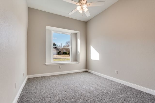 670 Honeysuckle Lane, Cedar Hill, TX 75104