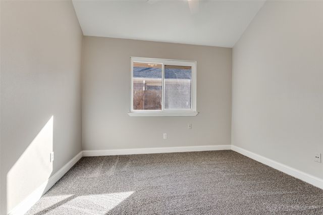 670 Honeysuckle Lane, Cedar Hill, TX 75104