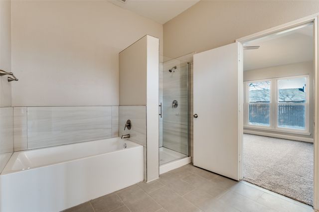 670 Honeysuckle Lane, Cedar Hill, TX 75104