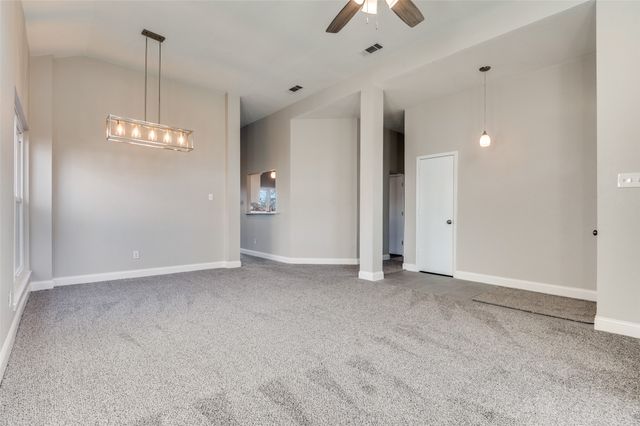 670 Honeysuckle Lane, Cedar Hill, TX 75104