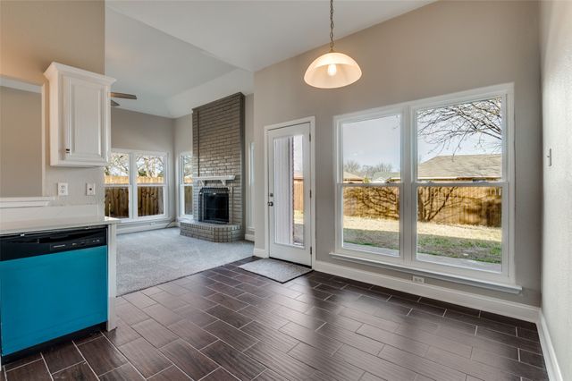 670 Honeysuckle Lane, Cedar Hill, TX 75104