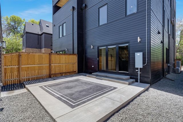1446 Stuart Street, Denver, CO 80204