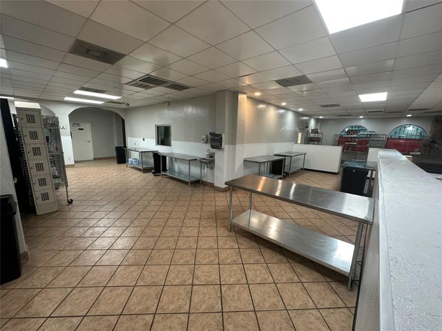 7820 Fulton Street, Houston, TX 77022