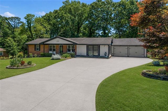 1256 Cherokee Trail NW, Lawrenceville, GA 30043