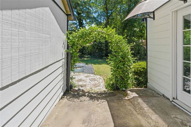 1256 Cherokee Trail NW, Lawrenceville, GA 30043