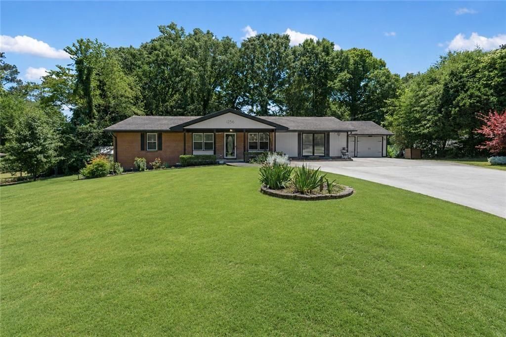 1256 Cherokee Trail NW, Lawrenceville, GA 30043