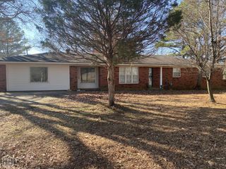 2001 Arrowhead Farm Road, Jonesboro, AR 72401