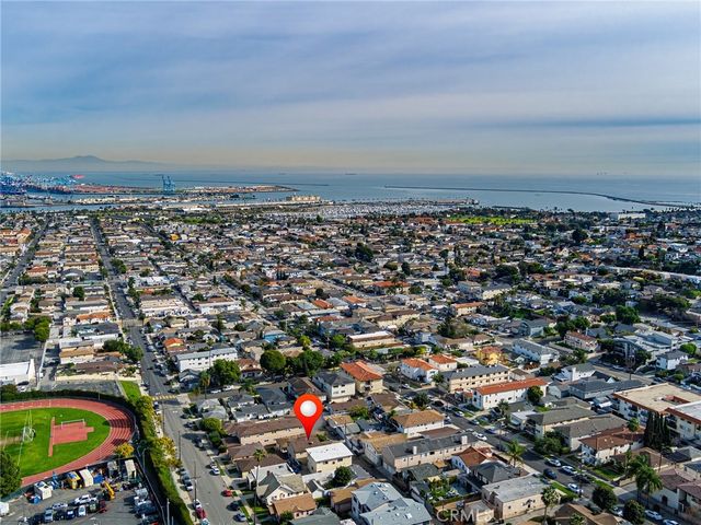935 937 W 17th, San Pedro, CA 90731